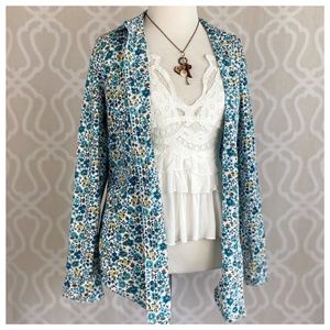 Country Little Blue Flowers Button Down Top